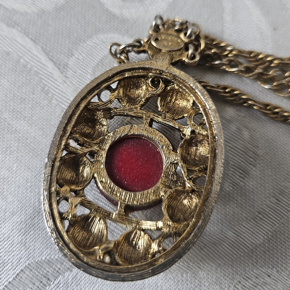 Vintage Celebrity N.Y. Moroccan Matrix Gold Tone Double Chain Necklace - Picture 4 of 8